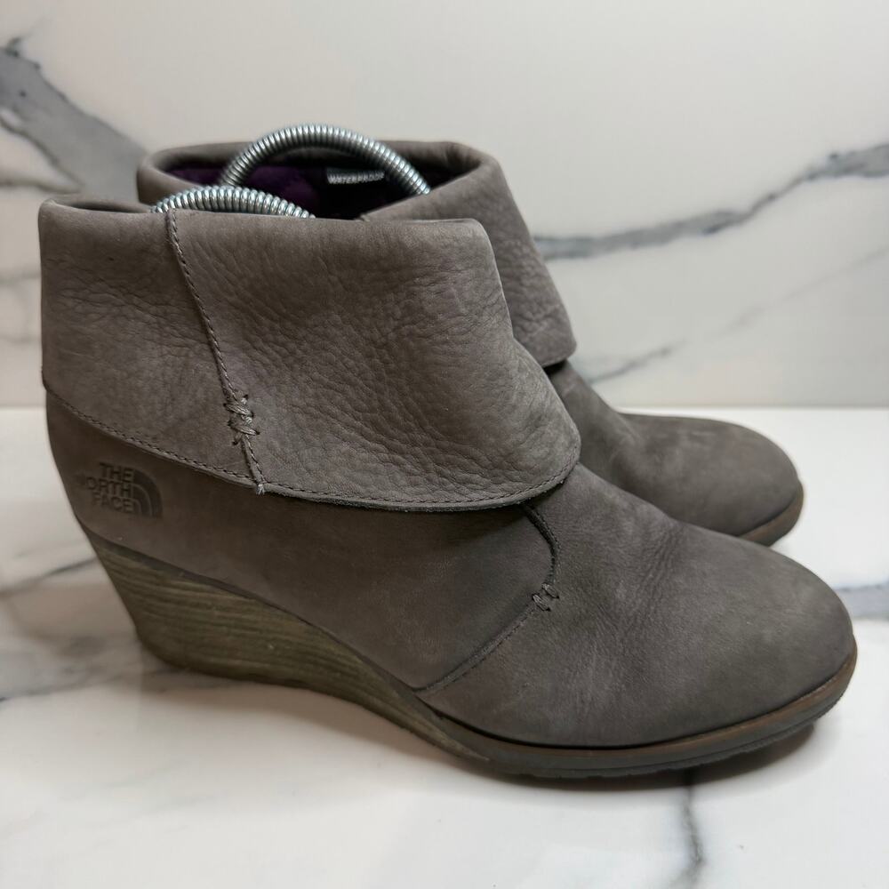 The North Face Women's Gray Waterproof Leather Bridgeton Wedge Boots Sz 8.5
